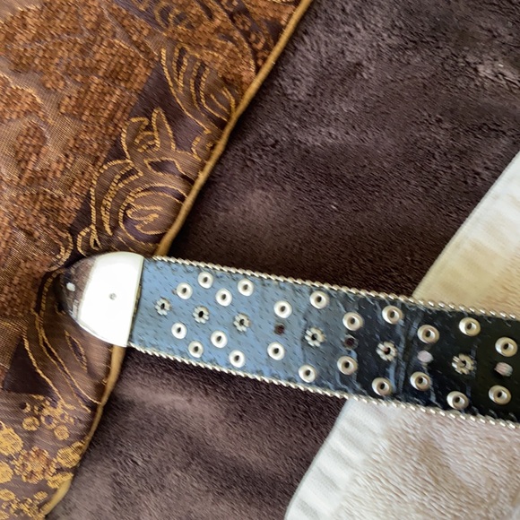 Red Leather & Crystal Cow Girl Belt - Picture 12 of 13